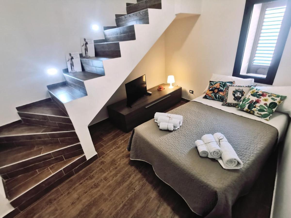 A Due Passi Dal Centro Sweet Rooms Agrigento Eksteriør bilde